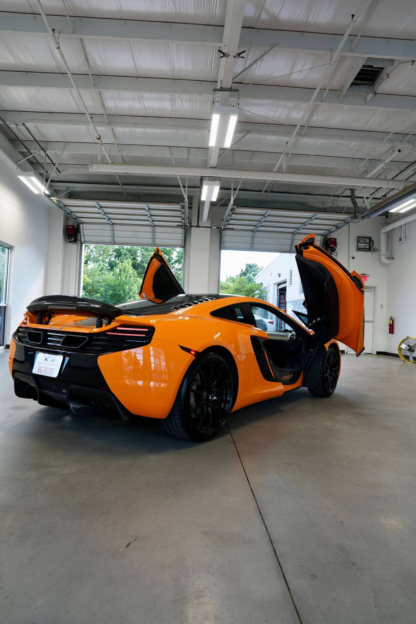 2012 McLaren MP4-12C *CALL FOR PRICE*