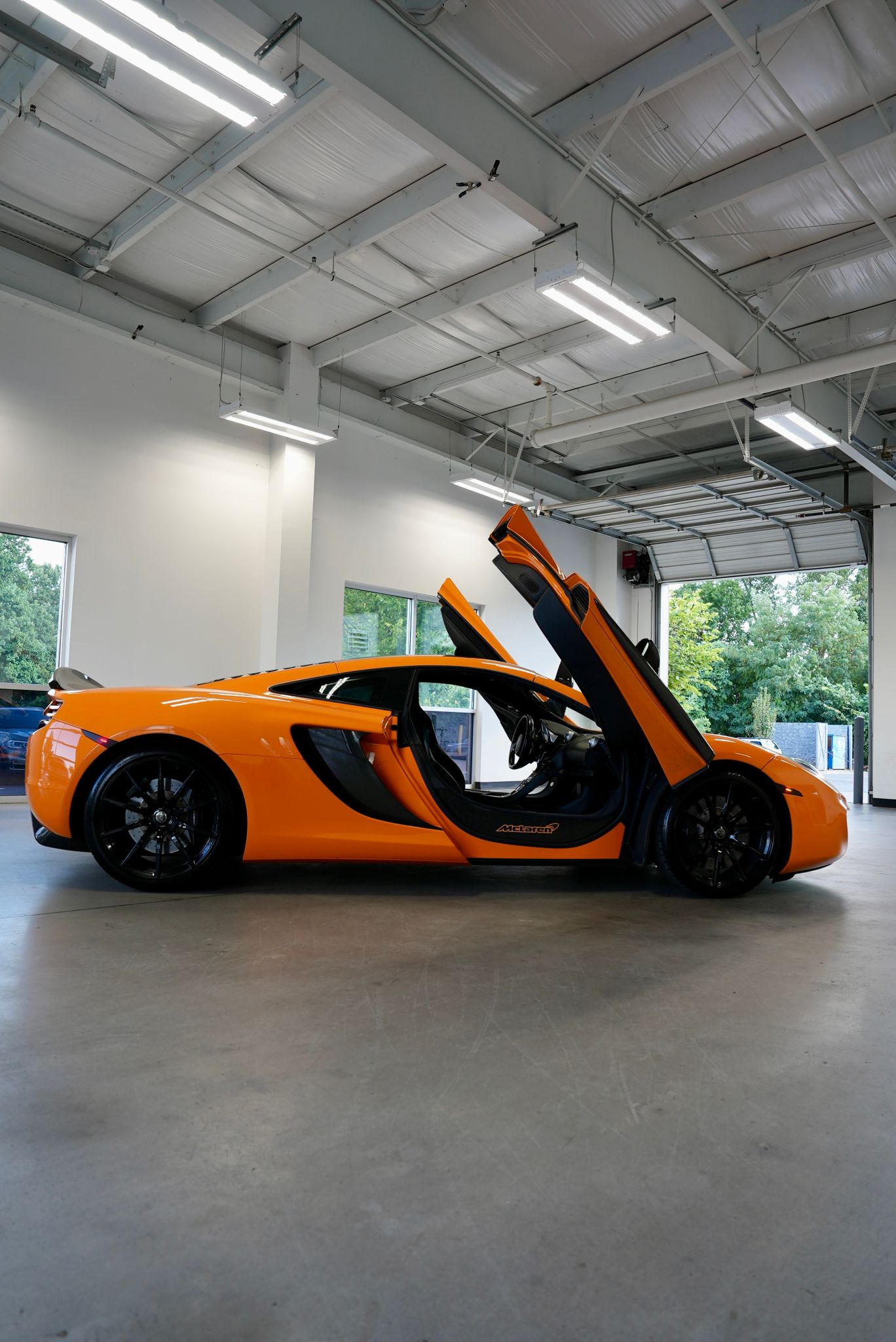 2012 McLaren MP4-12C *CALL FOR PRICE*