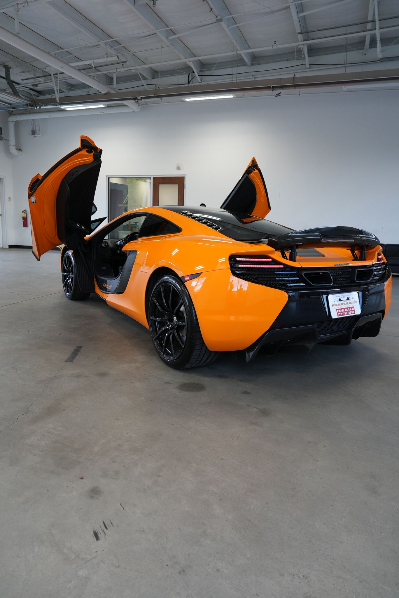 2012 McLaren MP4-12C *CALL FOR PRICE*