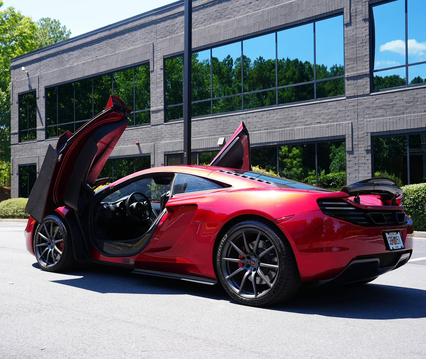 2012 McLaren MP4-12C *CALL FOR PRICE*
