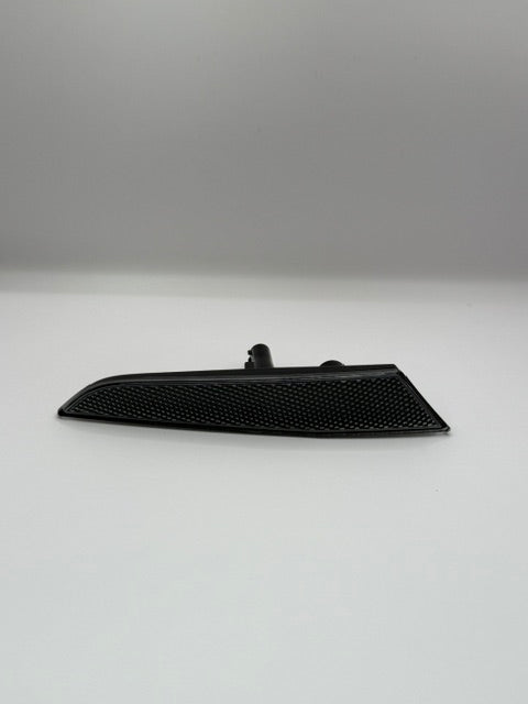 570S / 600LT / 620R - Side Marker Light, Front RH, Smoked (Reflector only)