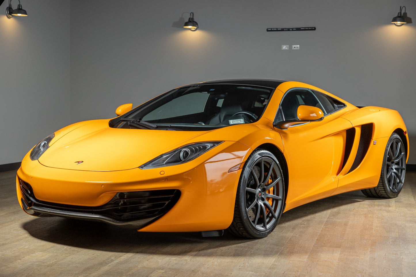2012 McLaren MP4-12C